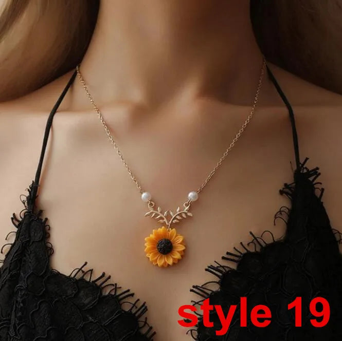 Women's Necklace Clavicle