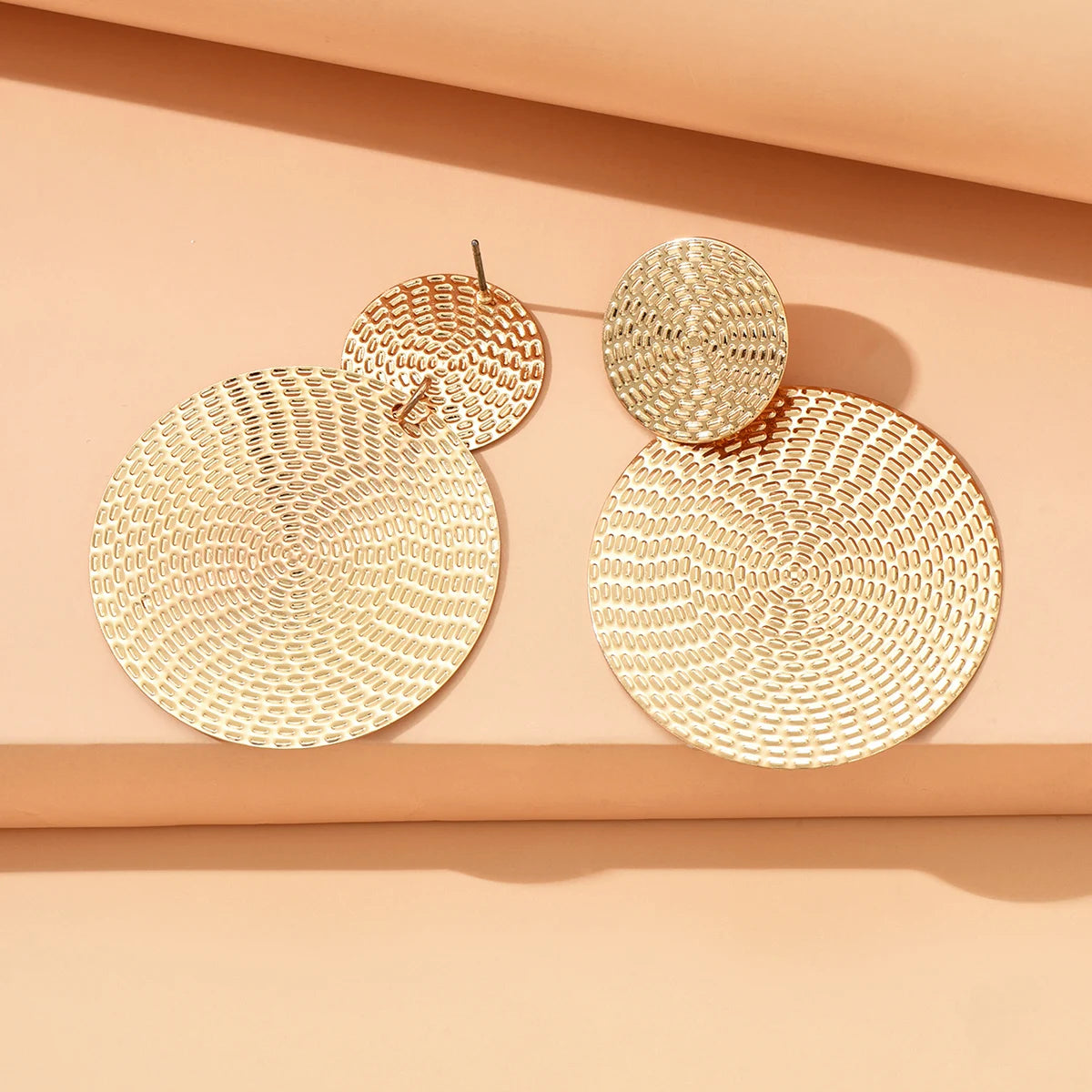 Geometric Metal Round Earring