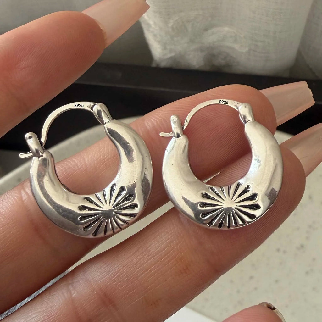 Retro Flower Earring