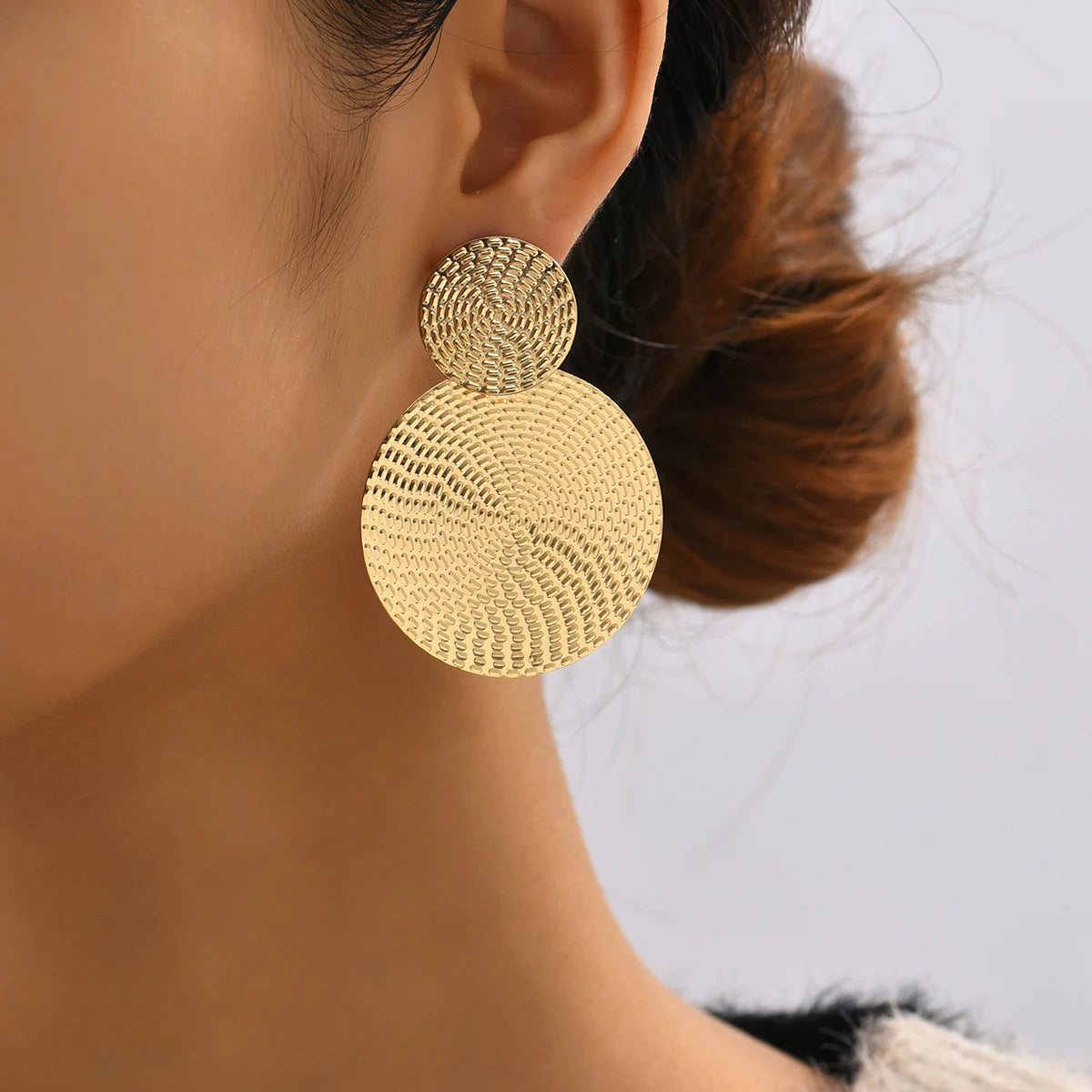 Geometric Metal Round Earring