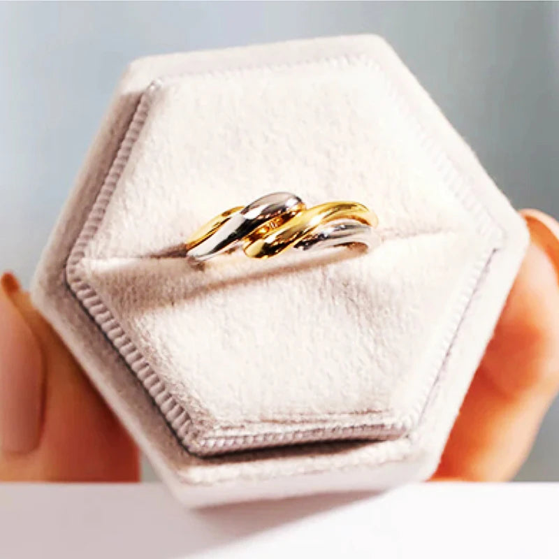 Tone Twist Finger Ring