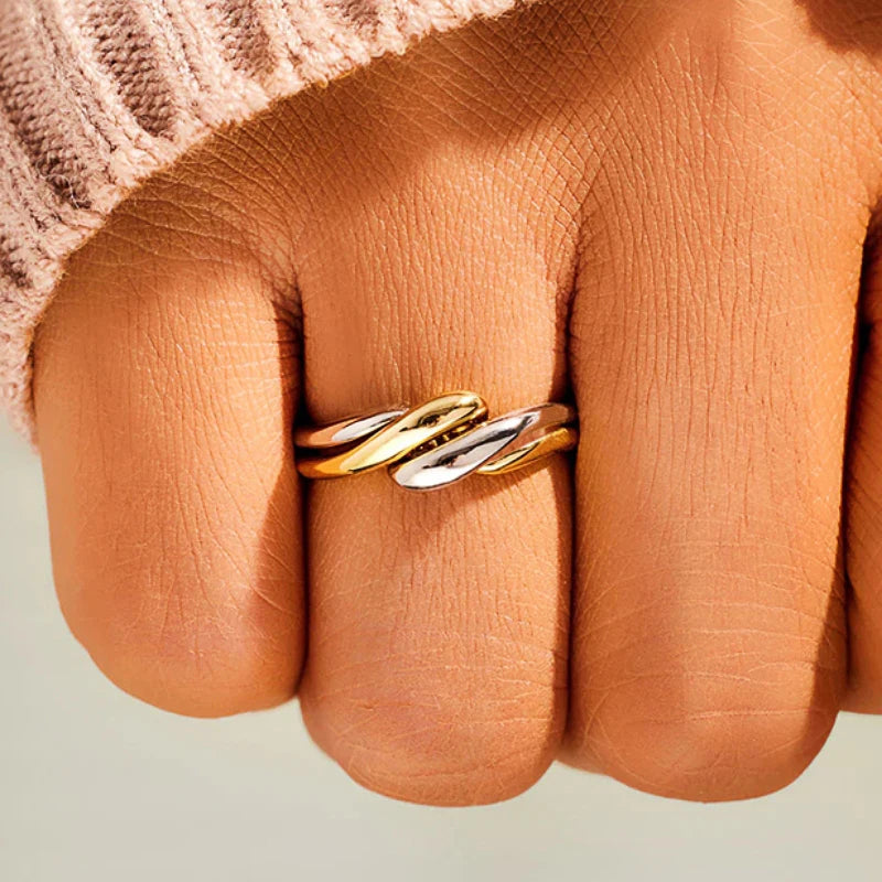 Tone Twist Finger Ring